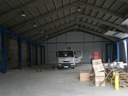 Comment fabrique-t-on un hangar métallique dans le Loir-et-Cher ?